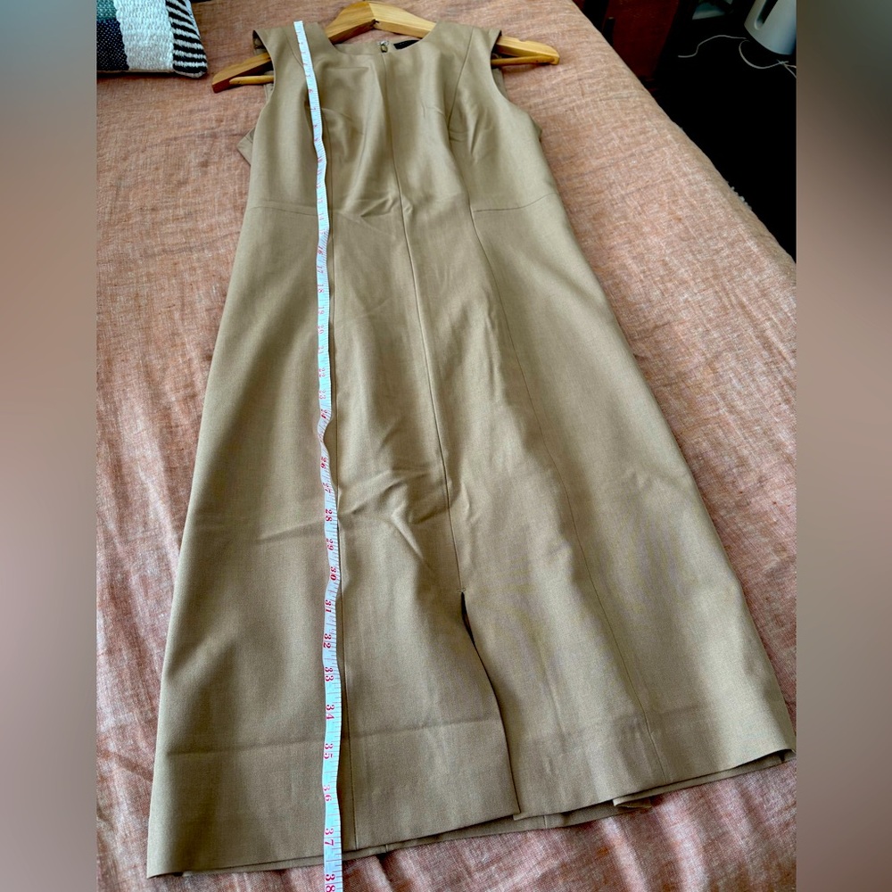 Banana Republic Sleeveless Tan Dress, size 2P